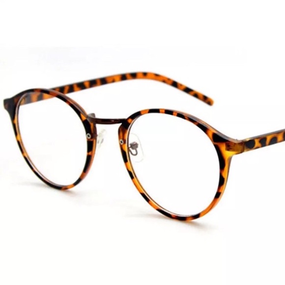 Urban Outfitters Accessories - Nerd Transparent Glasses